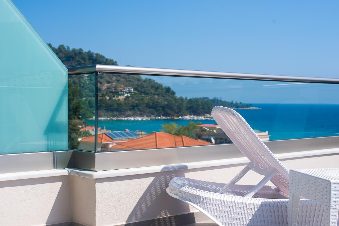 Semiramis Luxury Suites Khrysi Ammoudia Eksteriør bilde