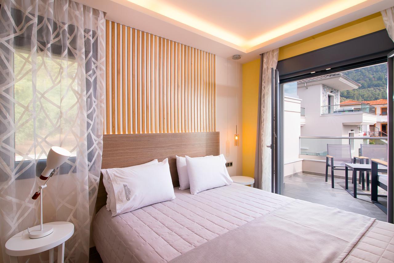 Semiramis Luxury Suites Khrysi Ammoudia Eksteriør bilde