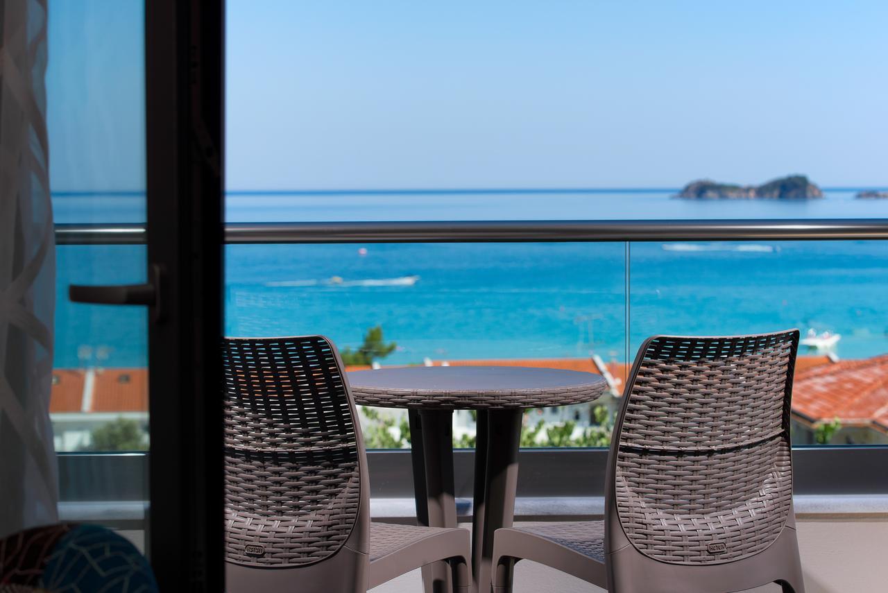 Semiramis Luxury Suites Khrysi Ammoudia Eksteriør bilde